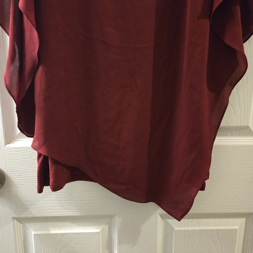 Elegant Burgundy Women's Top - Picture 4 of 12